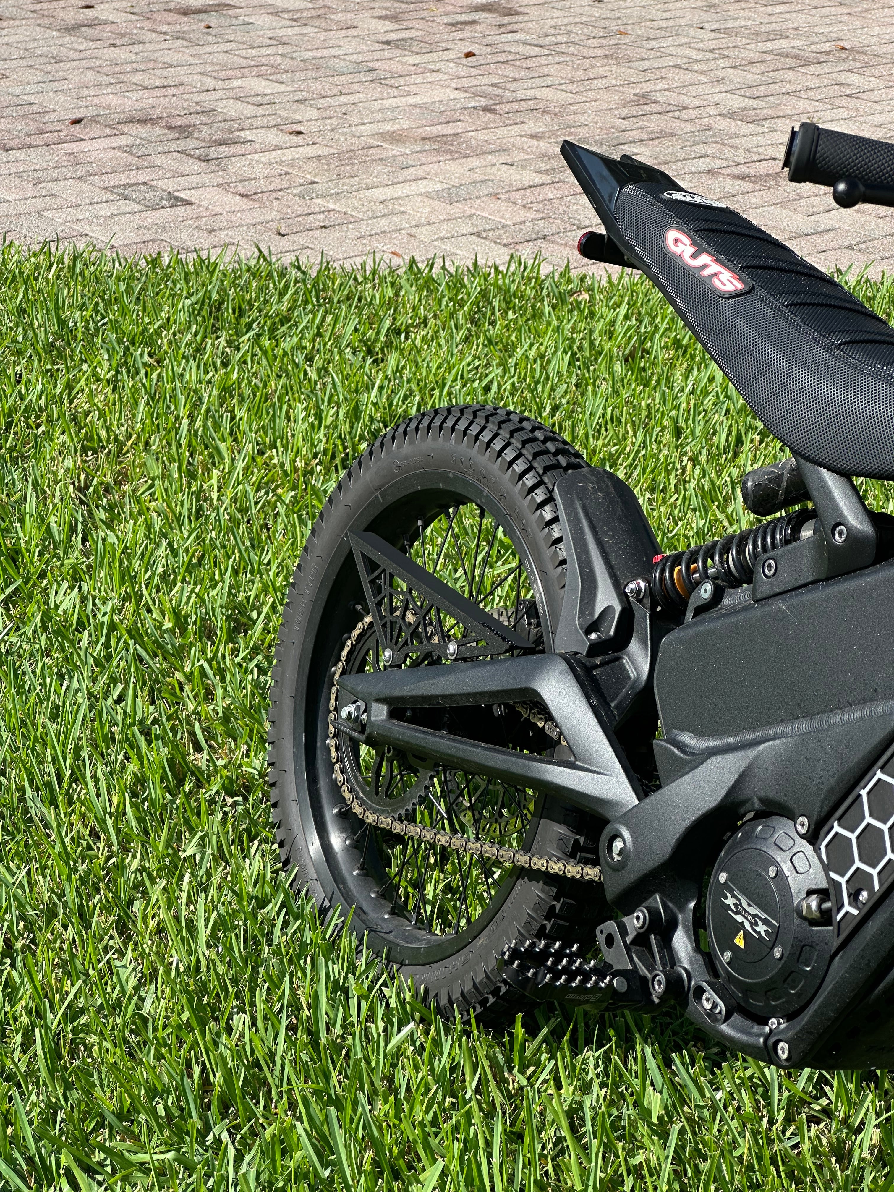 “ARACHNID” CHAIN GUARD